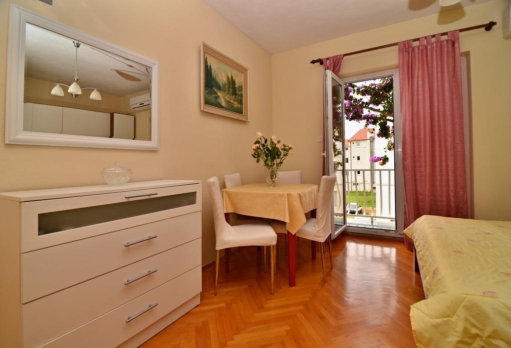 Apartments Sonja Tučepi Εξωτερικό φωτογραφία
