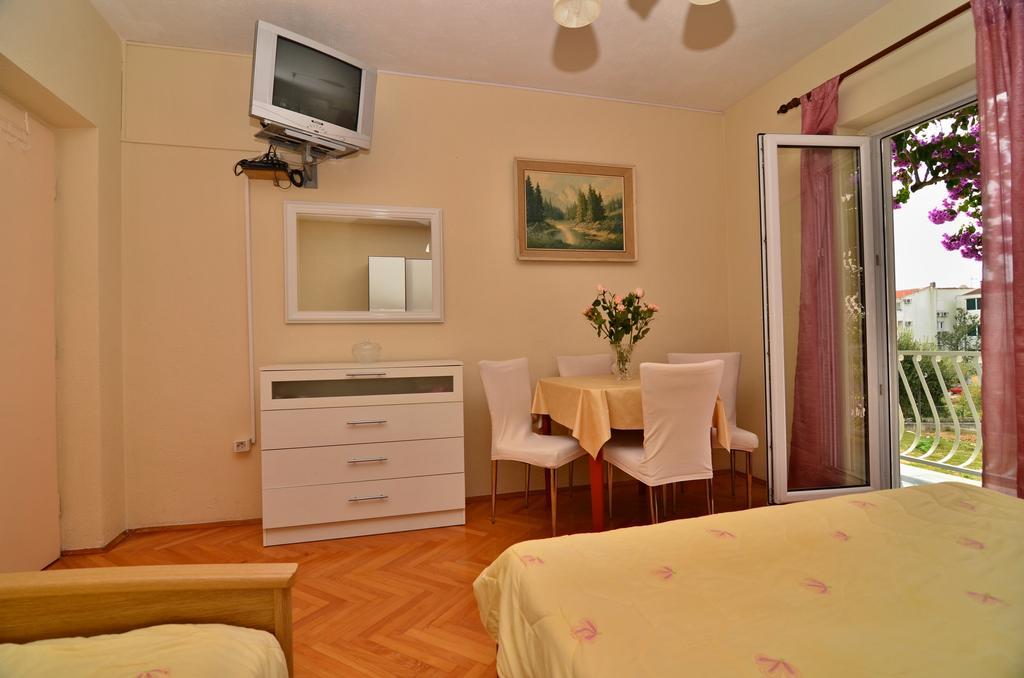 Apartments Sonja Tučepi Εξωτερικό φωτογραφία