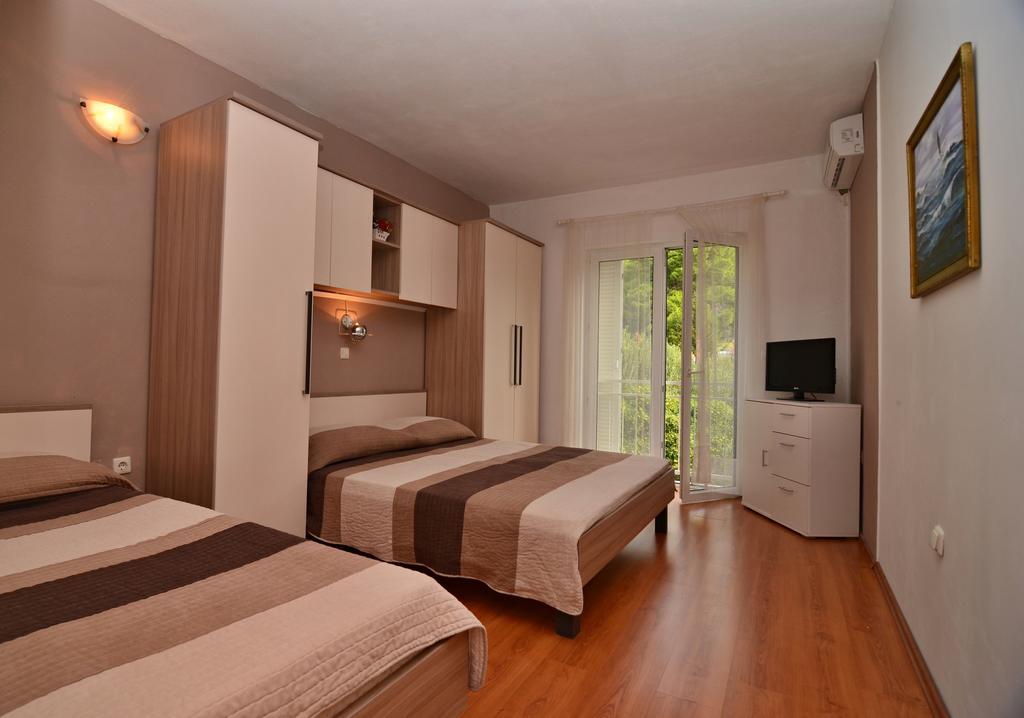 Apartments Sonja Tučepi Εξωτερικό φωτογραφία