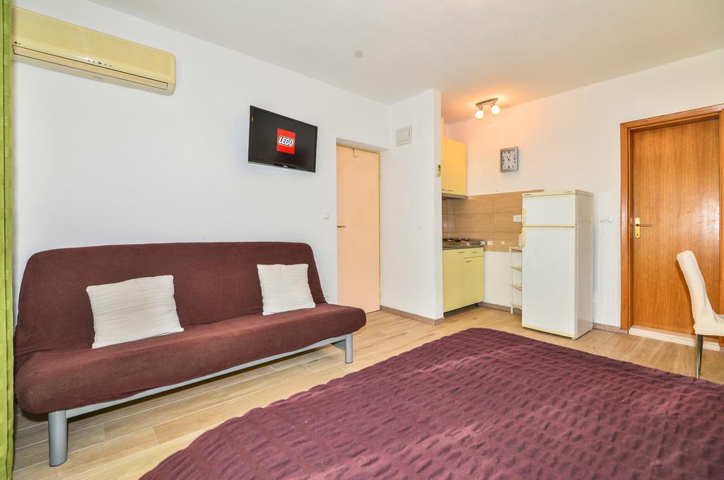 Apartments Sonja Tučepi Εξωτερικό φωτογραφία