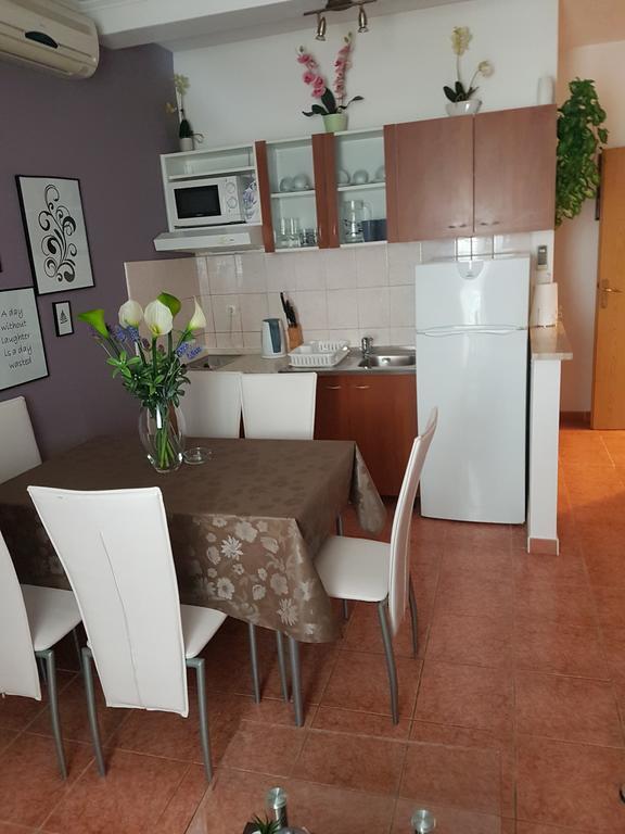 Apartments Sonja Tučepi Εξωτερικό φωτογραφία