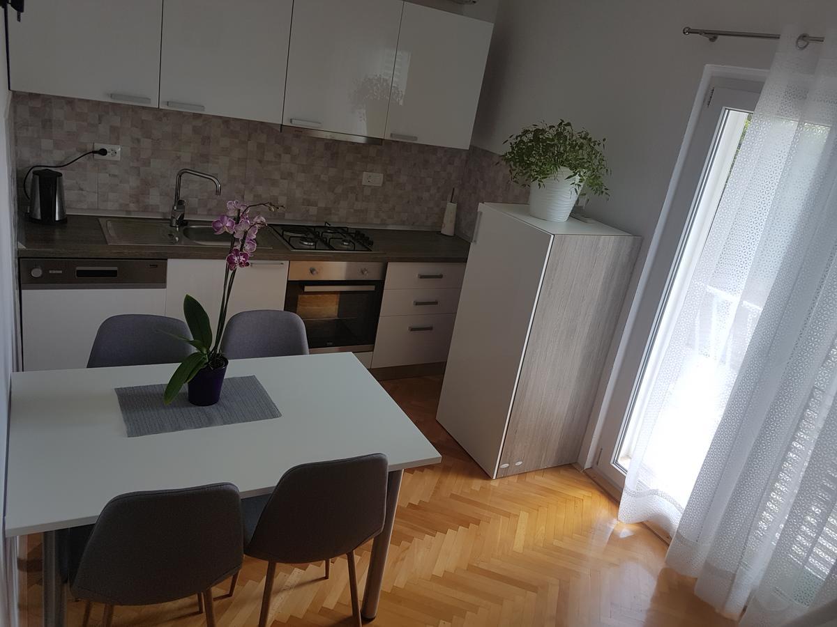 Apartments Sonja Tučepi Εξωτερικό φωτογραφία